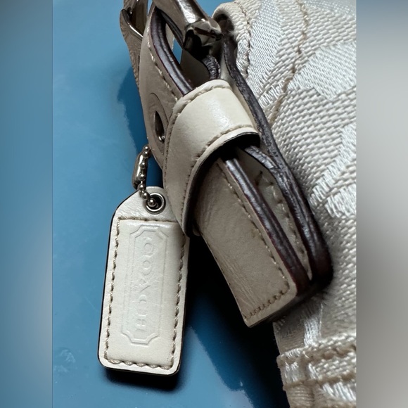Coach Y2k Ivory Jacquard Signature Soho Braided Shoulder Bag - Picture 7 of 10